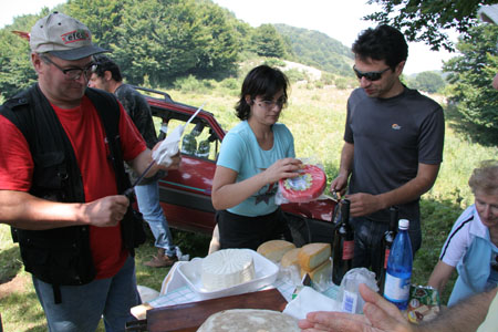 21 vincenzo e lo staff cantina del barone